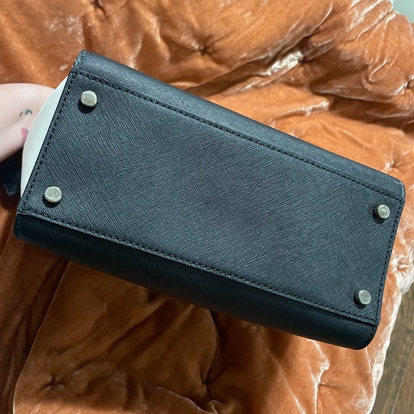 Kate Spade Purse - Picture 4 of 7